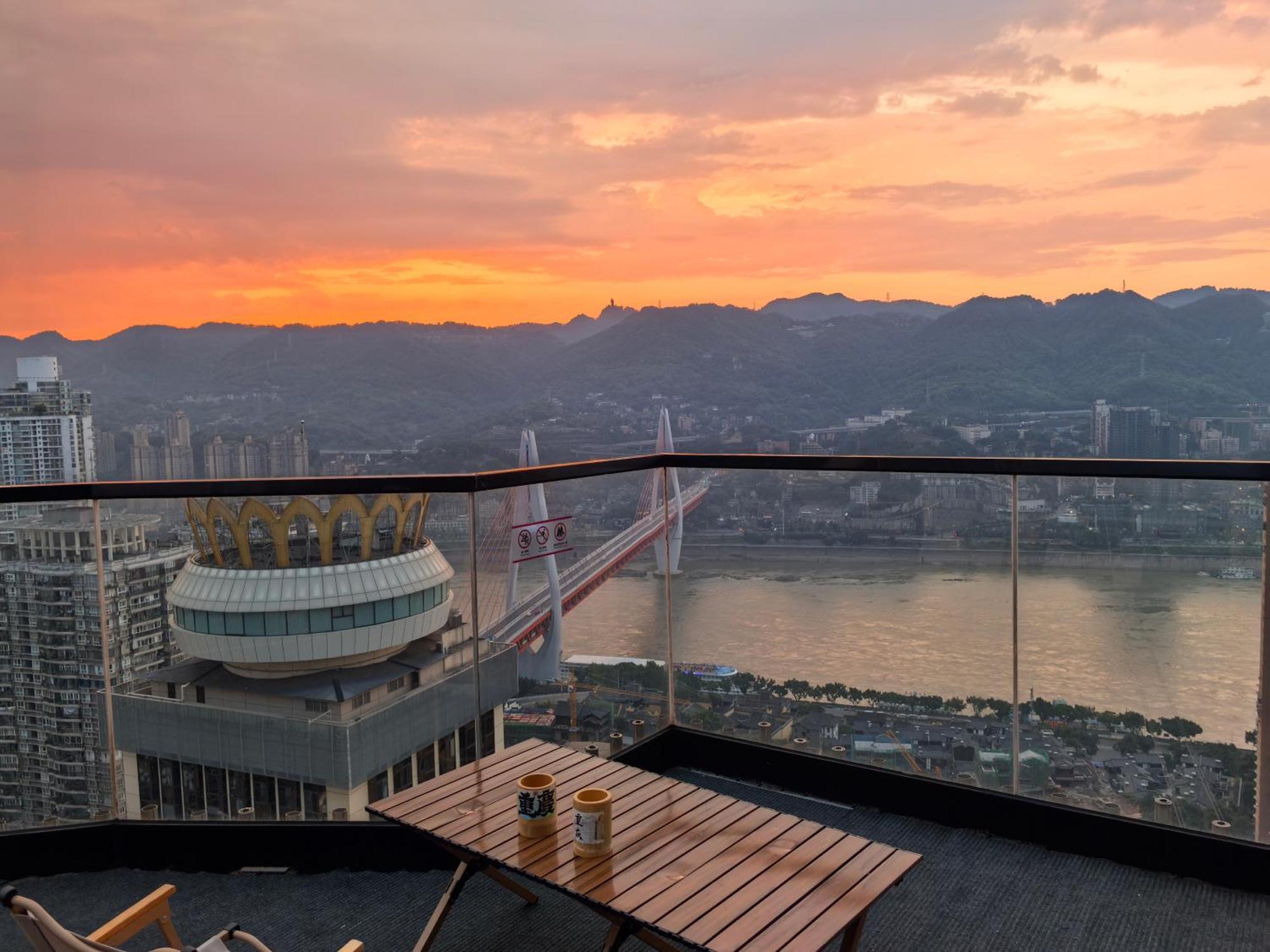 Yunqi River View Terrace Hotel Чунцін Екстер'єр фото